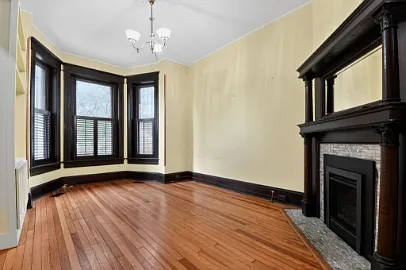 Building Photo - 1319 Massachusetts Ave SE #1