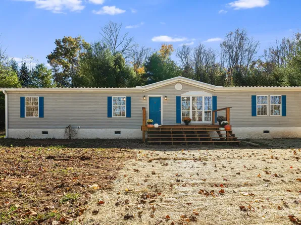 398 Dogwood Dr, Bakersville, NC 28705