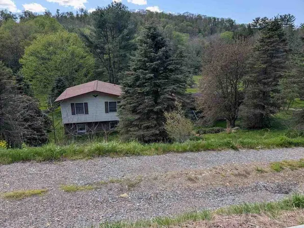 810 Harmony Rd, Punxsutawney, PA 15767