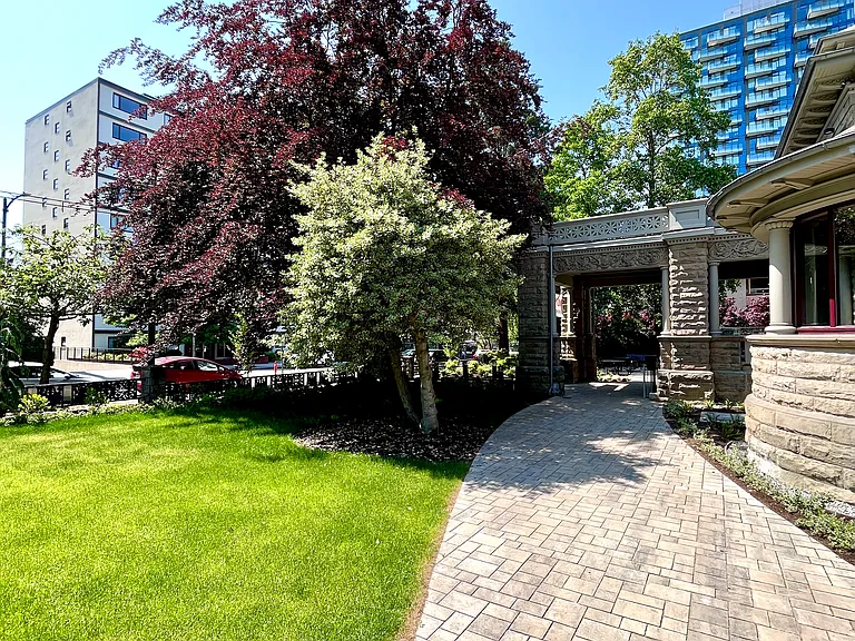 1523 Davie St #201 — Photo 4