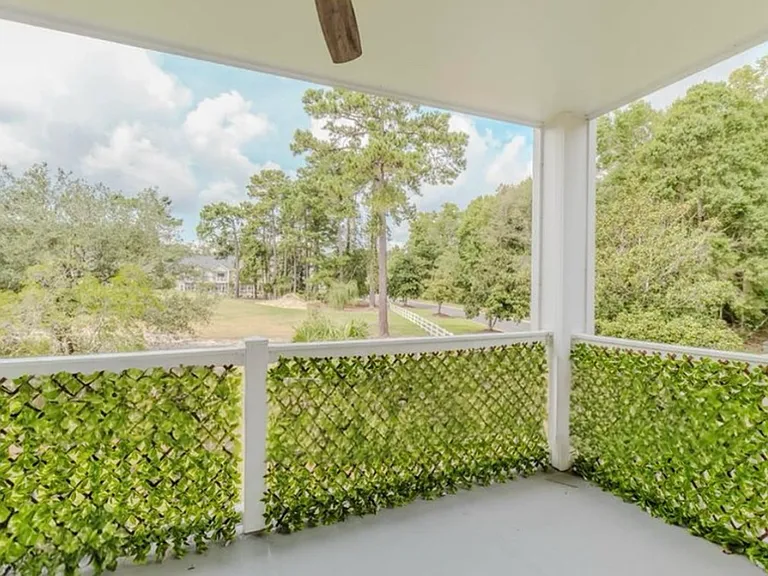 670 Riverwalk Dr #204 — Photo 15