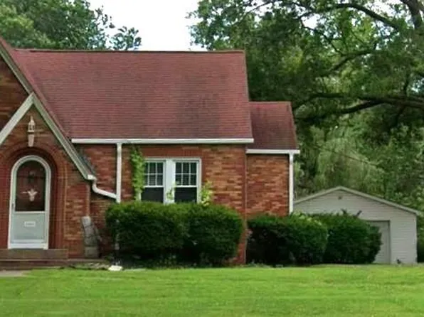 1004 Franklin Ave, Edwardsville, IL 62025