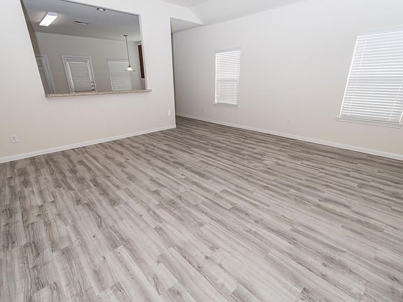 4th image of 21626 N Werrington Way