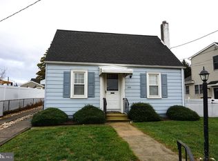 252 Churchill Ave, Hamilton, NJ 08610