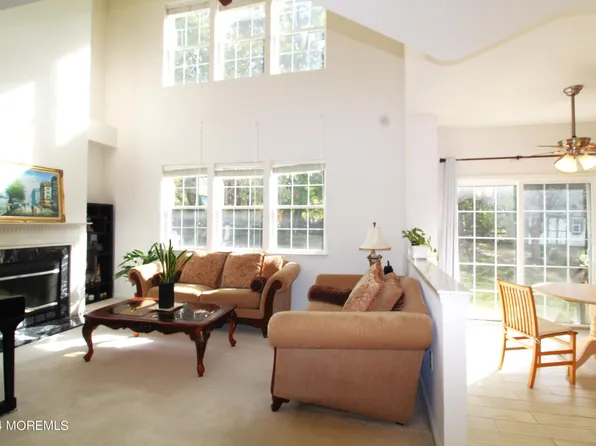 239 Kensington Drive, Morganville, NJ 07751