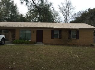 811 Cherry St E, Perry, FL 32348