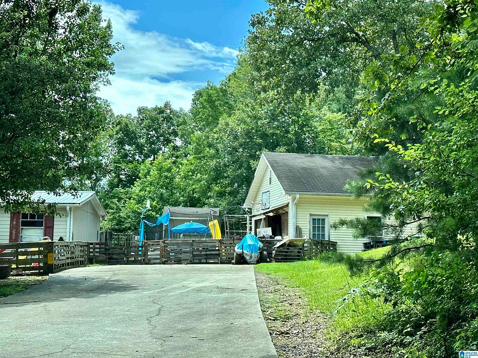 2nd image of 50 County Road 877