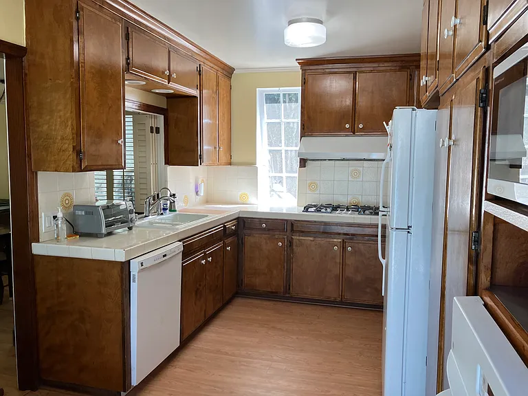 813 Muskingum Ave — Photo 12