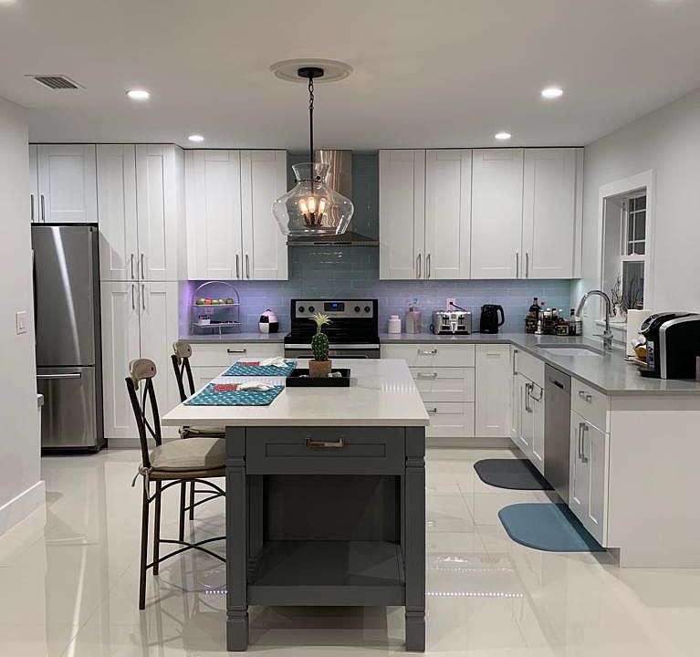 1st image of 4421 Carrollwood Village Dr