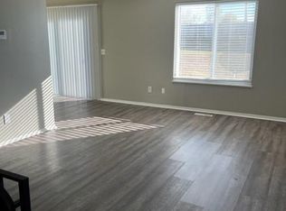 2357 S White Oak Dr, Wichita, KS 67207