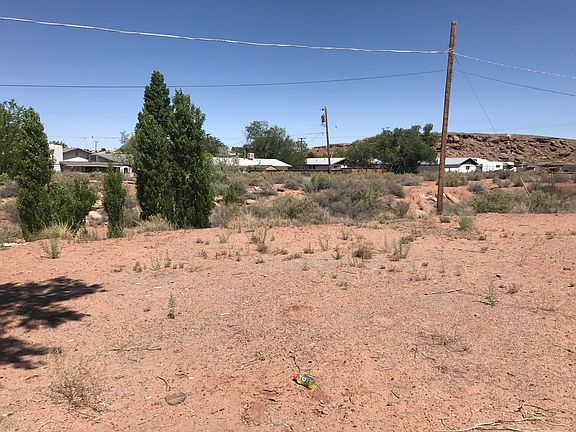 5th image of 825 N 8th St