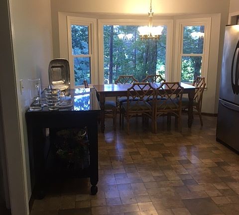 5th image of 3900 Pebble Hill Ct