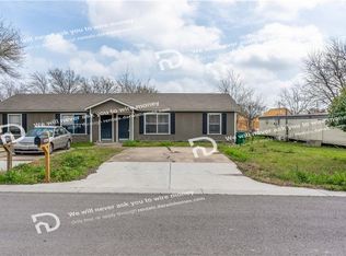 306 Edmond St #A, Taylor, TX 76574