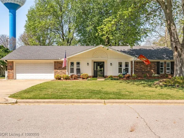 10200 Seven Oaks Rd, Fort Smith, AR 72908