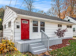 1811 Victor Ave, Lansing, MI 48910