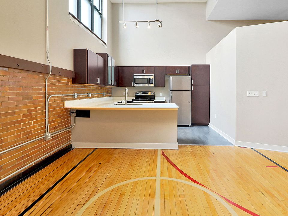 Kitchen West Hill Apartments