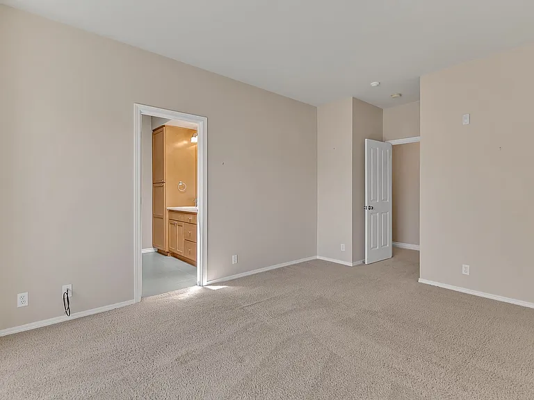 6505 188th Pl NE #105 — Photo 16