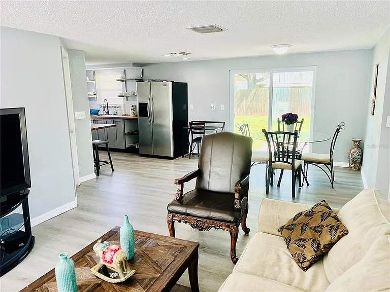 3405 Wilson Dr — Photo 5