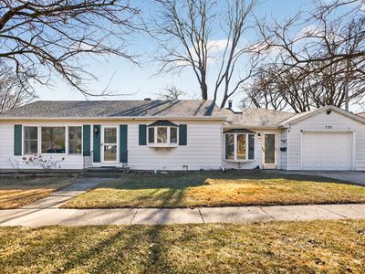 720 E Harrison Ave, Wheaton, IL, 60187