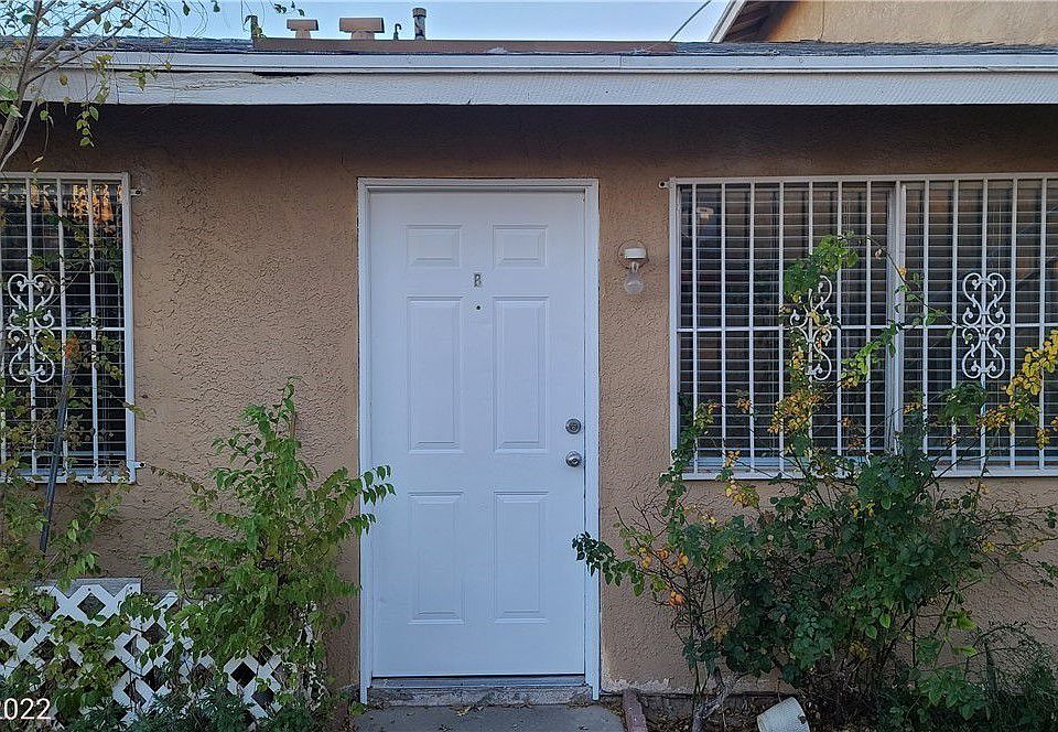 1st image of 1512 Henry Dr APT B