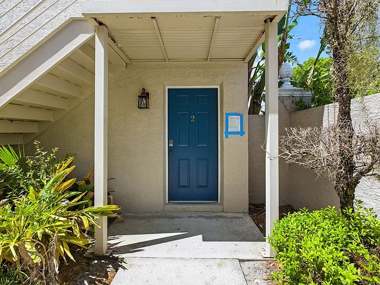 408 S Tampania Ave — Photo 23