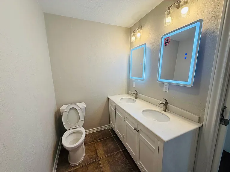 5080 Browning Dr — Photo 14