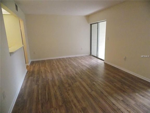 3rd image of 190 Hickory Woods Ct APT 12A