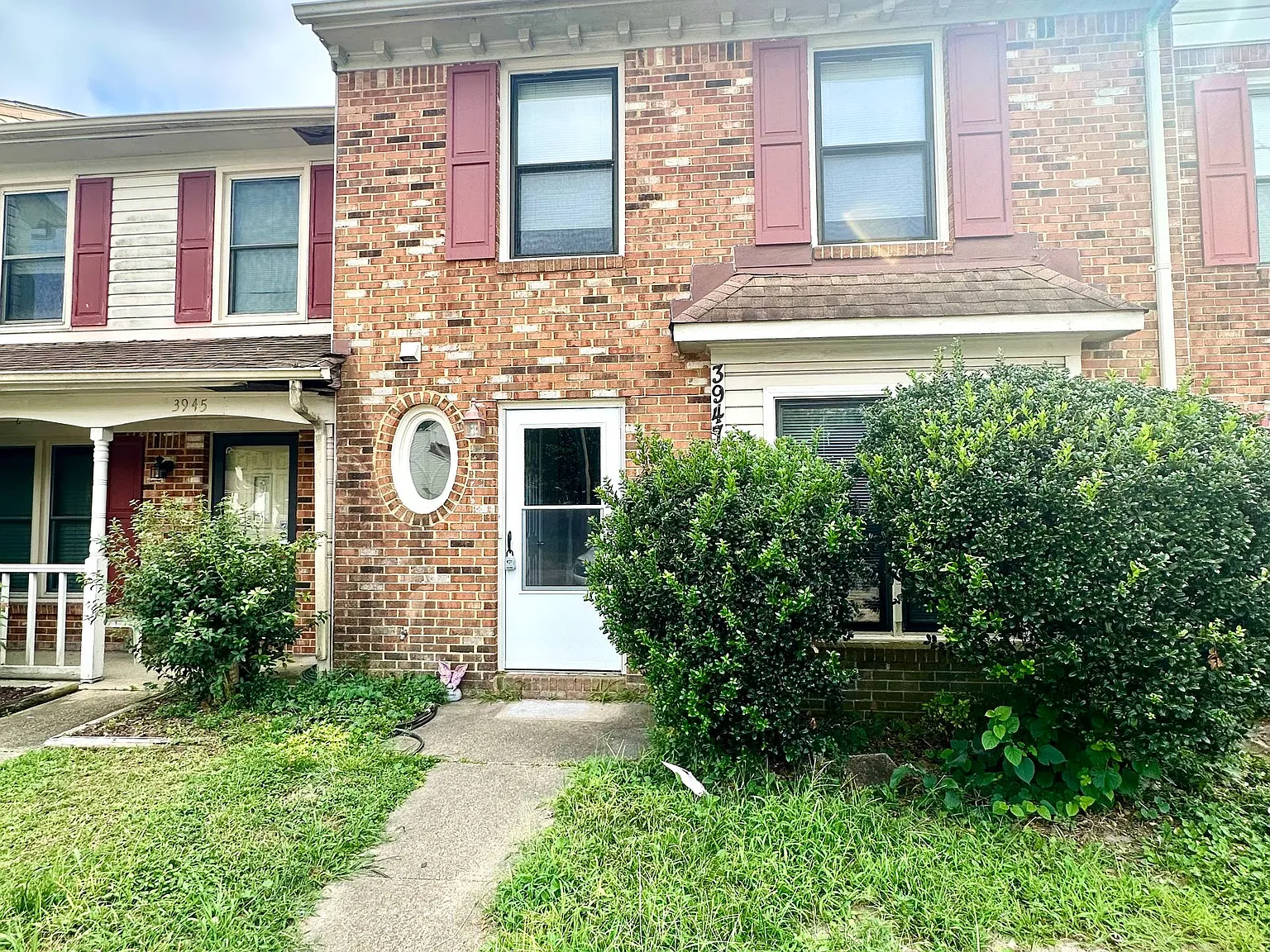 3 bed, 2.5 bath, 1609 sqft, $2,000 — Photo 1