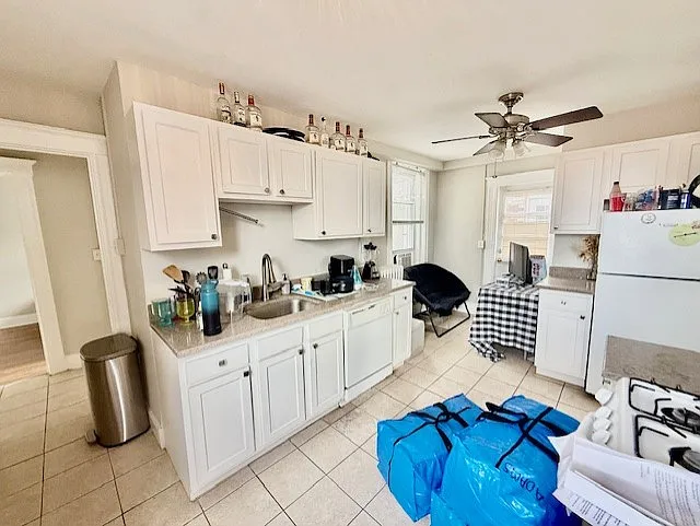 3 bed, 9999 sqft, $4,575 — Photo 3