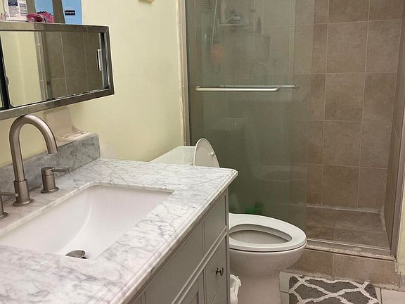 5th image of 450 NW 20th St #1010
