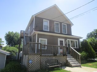 407 Grant St #2, Lemont, IL 60439