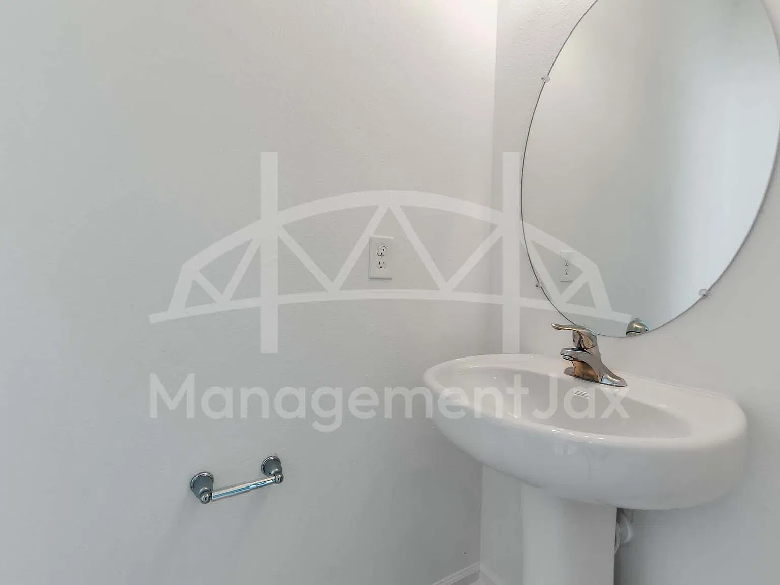 8337 Asteroid Street (Salvatore Florida Famigl... - 1 — Photo 4