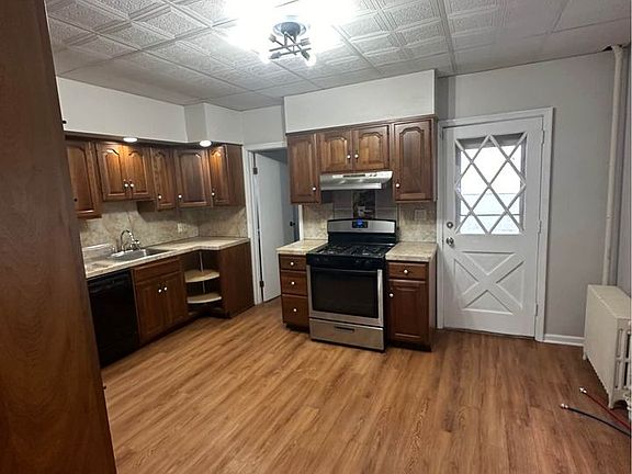 3rd image of 1252 S 6th Ave #1