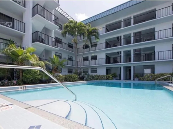 1975 SE 3rd St, Deerfield Beach, FL 33441