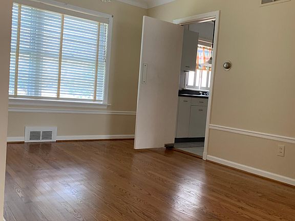 4th image of 8131 Halifax Dr
