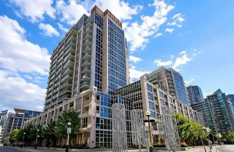 38 Grand Magazine St #342