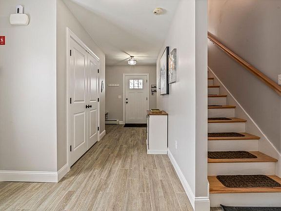 4th image of 2 Ethan Way