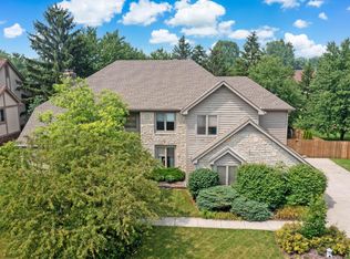 252 Deer Meadow Dr, Columbus, OH