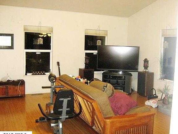 5th image of 434 Arbona Cir N