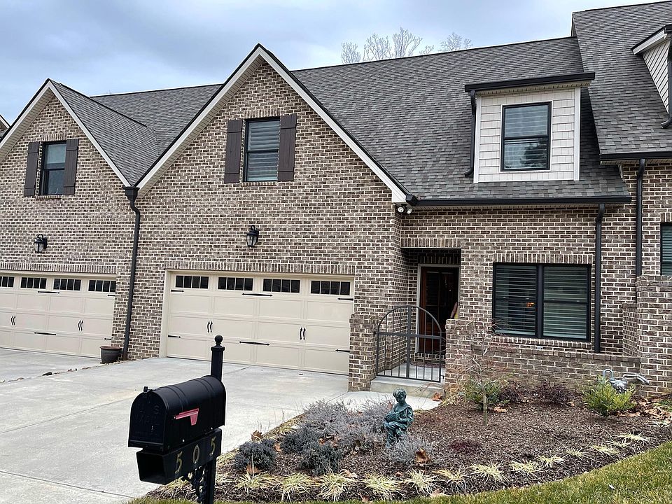 1st image of 505 Stone Pony Ln