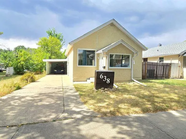 638 E 12a St N, Lethbridge, AB T1H 2J9