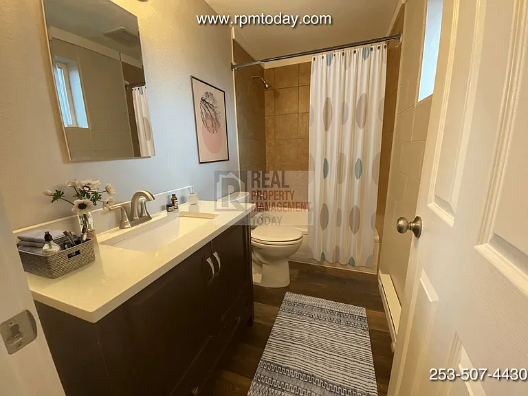 6415 Steilacoom Blvd SW Tacoma — Photo 5