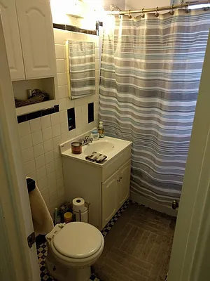 Rented by Chartwell Forest Hills Realty | media 30