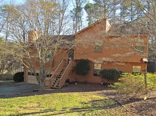 2102 Ravenwood Cir, Marietta, GA 30066