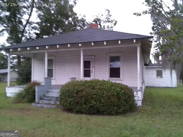 143 E Church St, Ludowici, GA 31316