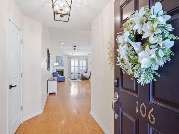 106 Cherry Laurel Ln, Goose Creek, SC 29445