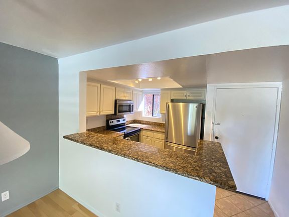3rd image of 64 N Mar Vista Ave APT 103