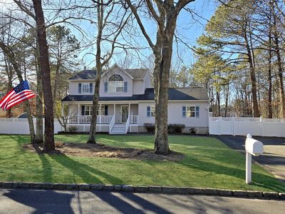 6 Charter Court, Manorville, NY, 11949