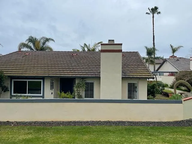 1256 Saint Helene Ct — Photo 4