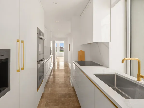 1200 Fifth Avenue image 11 of 27